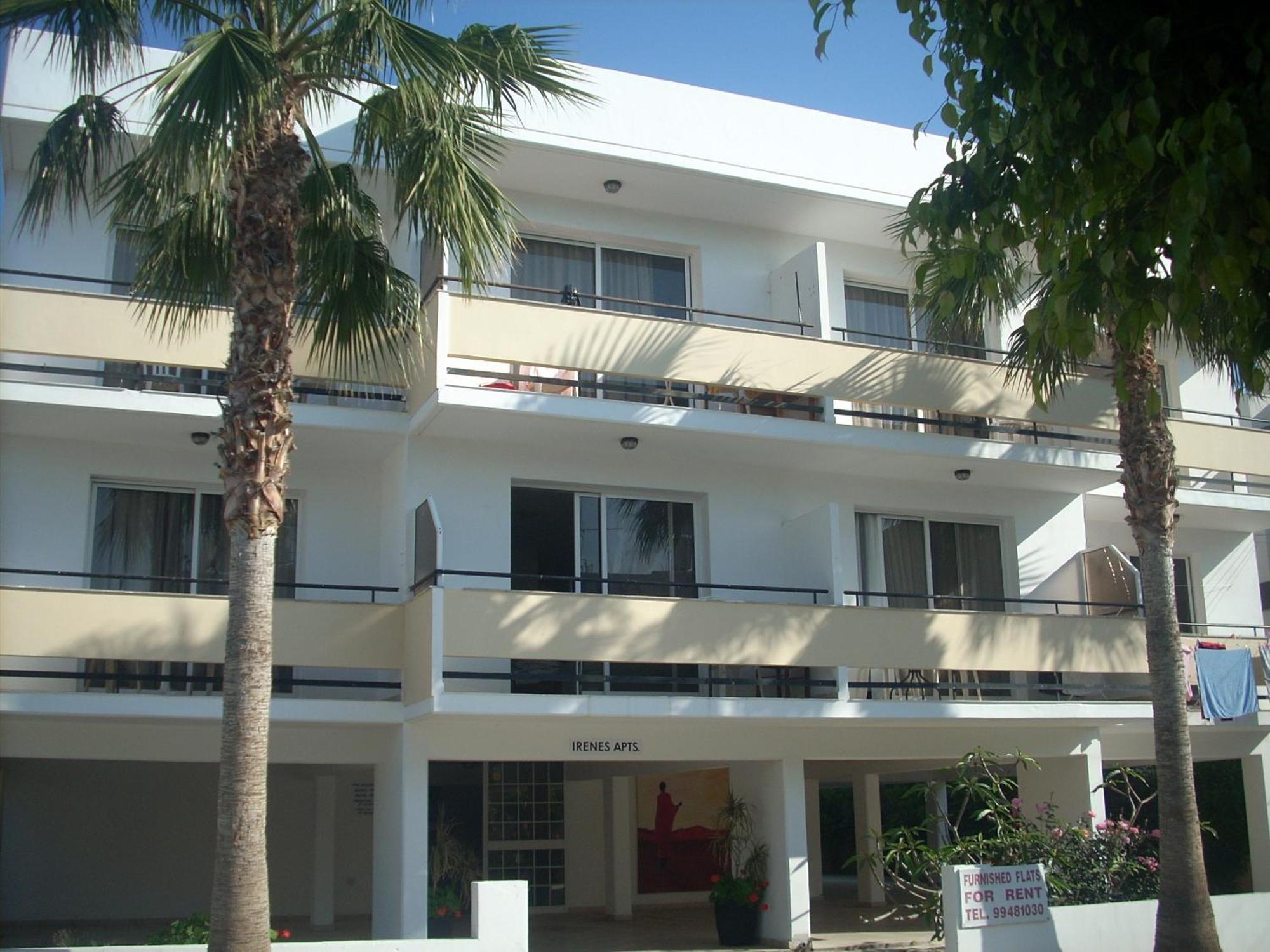 Irene'S Apartments Лимасол Екстериор снимка