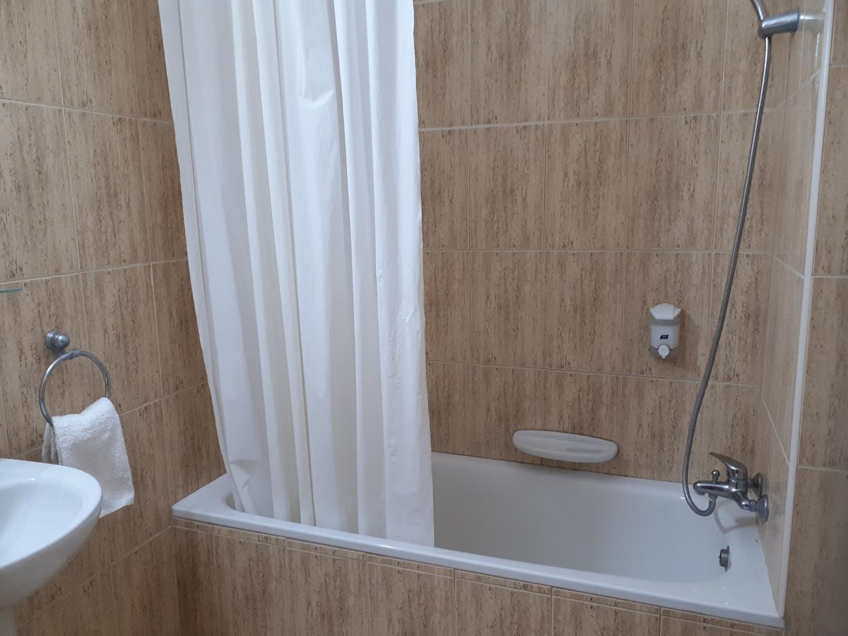 Irene'S Apartments Лимасол Екстериор снимка