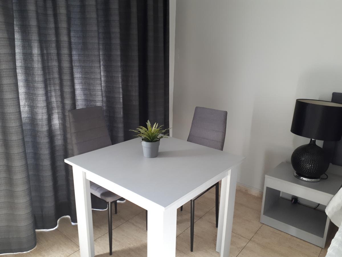 Irene'S Apartments Лимасол Екстериор снимка