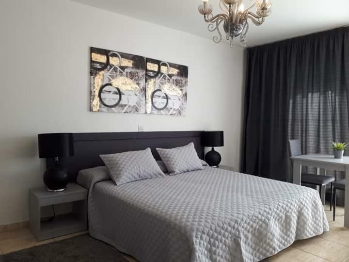 Irene'S Apartments Лимасол Екстериор снимка