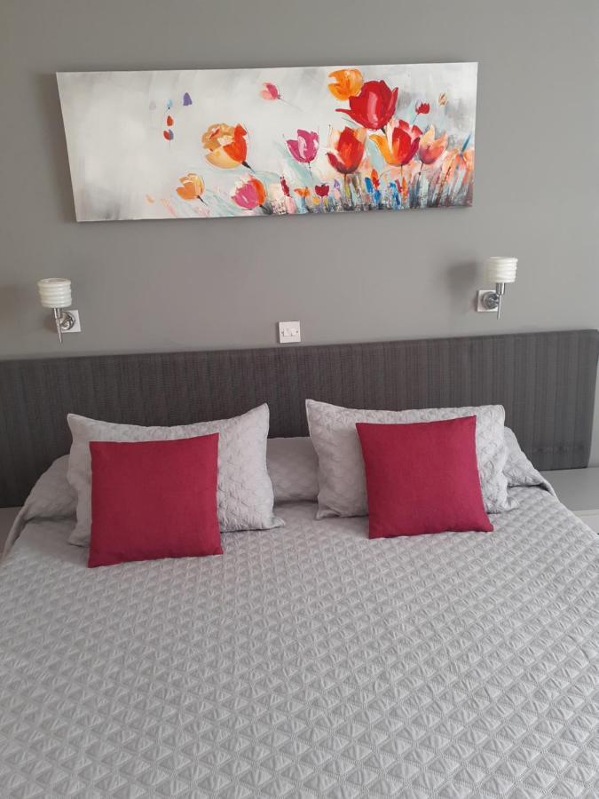 Irene'S Apartments Лимасол Екстериор снимка